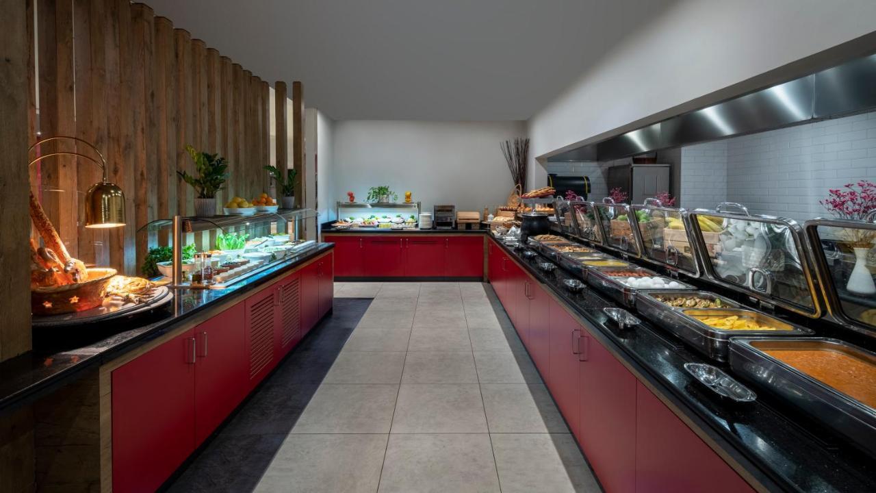 Ibis Jeddah Malik Road Ξενοδοχείο Εξωτερικό φωτογραφία