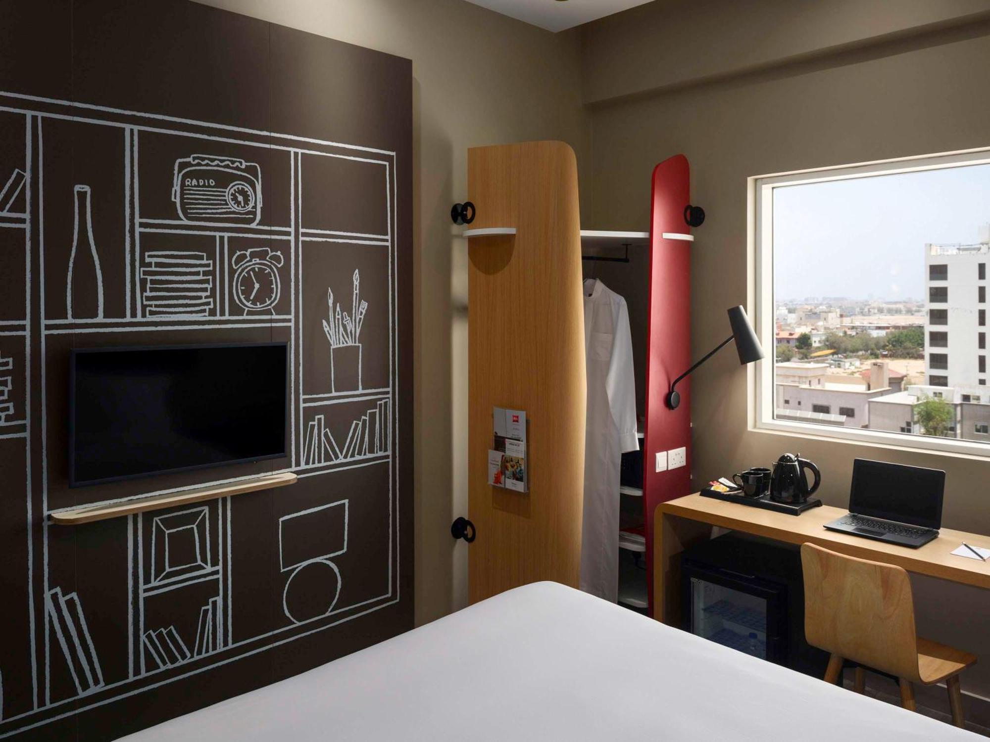 Ibis Jeddah Malik Road Ξενοδοχείο Εξωτερικό φωτογραφία